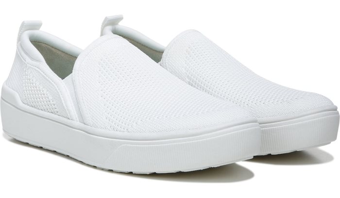 White Dr Scholl\'s Delight Knit Lightweight Slip On Sneaker Delight Knit Lightweight Slip On Sneaker | Z605BmNH